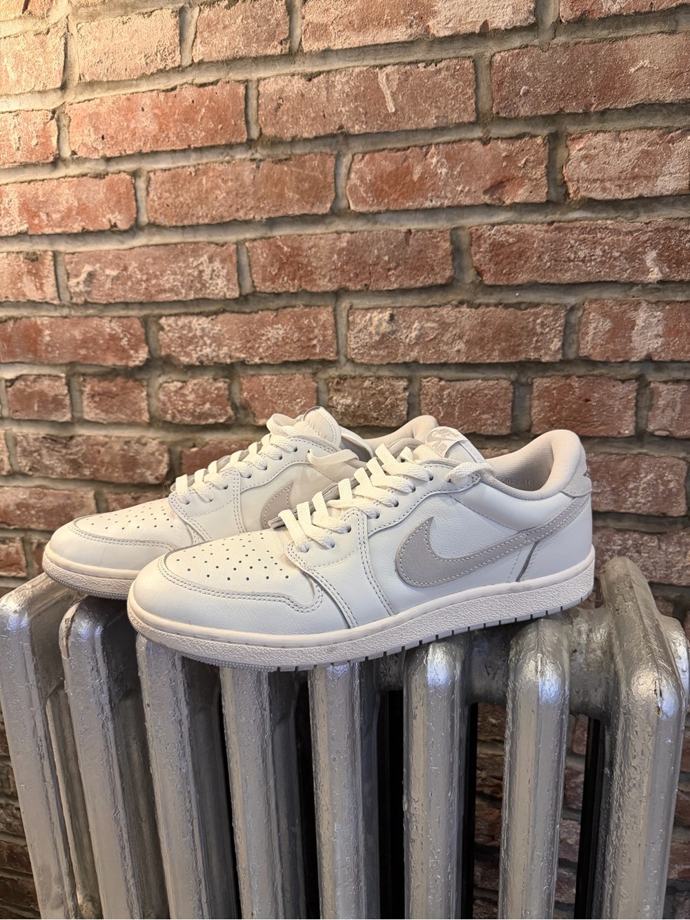 Jordan 1 Low OG “Neutral Grey” (12)